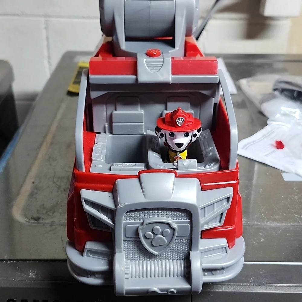 🚒LIKE NEW!🐾PAW PATROL Red Fire Truck Toy w/Marshall Pup - Picture 6 of 16